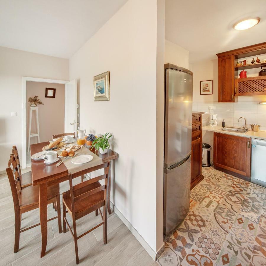 Figa Apartman Benko Milatic Jelsa  Exteriér fotografie