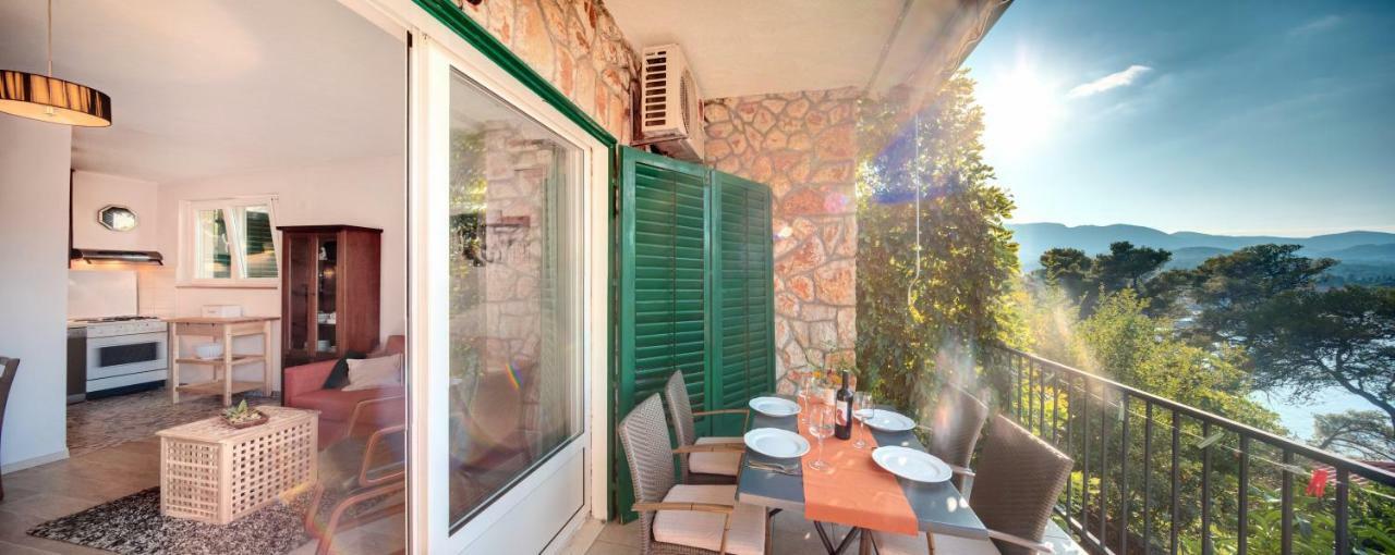 Figa Apartman Benko Milatic Jelsa  Exteriér fotografie
